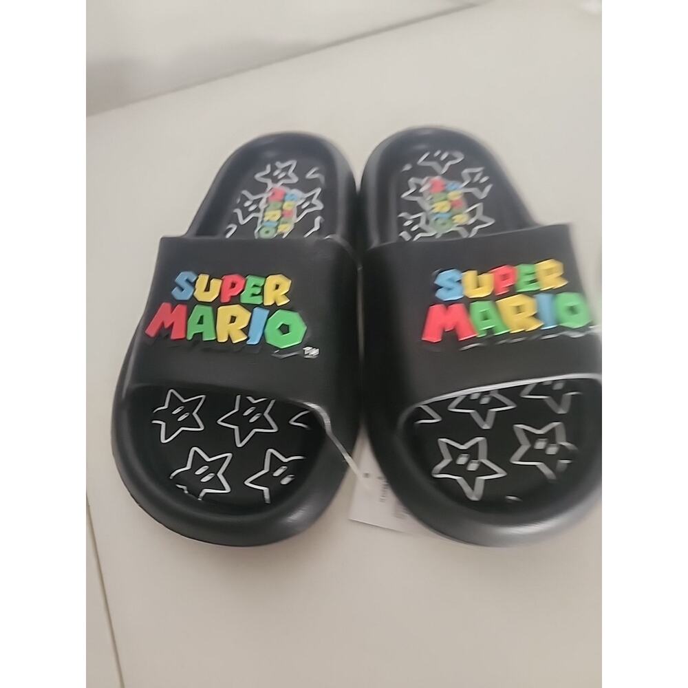 Super Mario Officially Licensed Nintendo Men’s Slides Size 8 Ground Up NEW